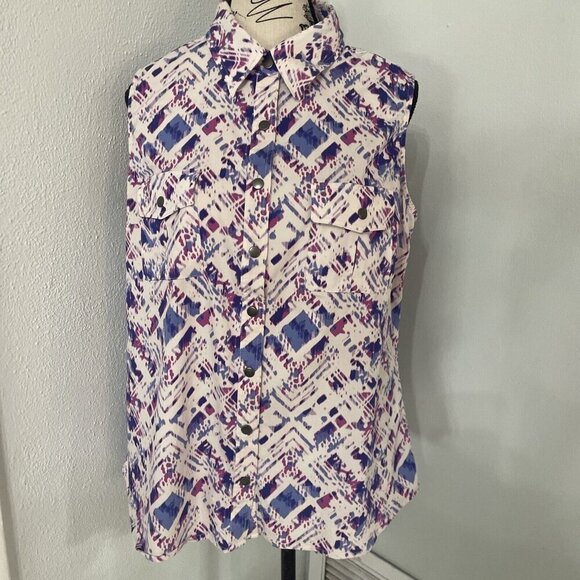 Lularoe Roxanne Snap Button Sleeveless White Aztec Camo Size Large 14/16 (B7) - Picture 1 of 9